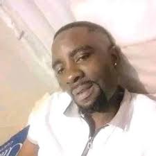 Hi I'm new here welcome me with warm hands I'm gay bottom and stryd acting  from jhb springs east rand Gauteng South Africa I'm looking for serious  relationship any race Nd any