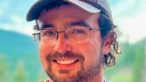 Maria Qualls's Instagram, Twitter & Facebook