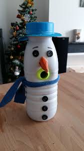 Avec quelques matériaux bon marché, vous pouvez construire une antenne avec une boite de conserve. Bonhomme De Neige Recyclable Bonhomme De Neige Bonhomme De Neige A Fabriquer Bonhomme De Neige Maternelle