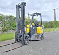 Articulated forklift Aisle Master 20SE for sale at CAPM Europe