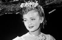 Billie Fuchs's Instagram, Twitter & Facebook