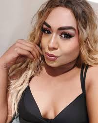 My puppy found a mystery box! 🎁 Can you tap once to help us open it? Only  one clicks needed! 👉 https://onelink.shein.com/14/4t6u1vau7s54