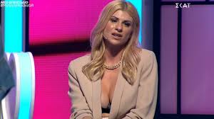 Μιλήσαμε με τον τριαντάφυλλο &… glomex. Klamata Sto My Style Rocks H Adikia Pnigei Thn Eyrydikh Papadopoyloy Kamarini