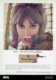 Annuncio di una rivista vintage pipe immagini e fotografie stock ad alta  risoluzione