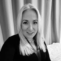 Barbara Toczek's Instagram, Twitter & Facebook