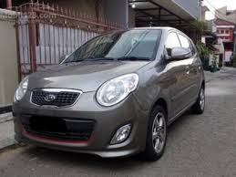 Konsumsi bbm kia sonet 7 smart mt ini terbilang super irit di kelasnya dan bisa dikatakan setara dengan lcgc. Kelebihan Dan Kekurangan Kia Picanto Lengkap Toppcar Toppcar