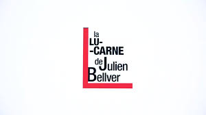 Dans un petit café du xe arrondissement, il traîne sur twitter ou joue machinalement avec la cuillère accompagnant son allongé. Quotidien Lance La Lucarne Un Format Web Avec Julien Bellver Rotek
