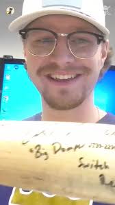 Normally, we have to mic up people to hear them well. Well, not Larry  Carter! Enjoy LC working this afternoon. #RaisingRoyals👑