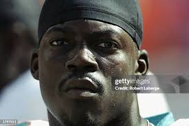 20 Photos & High Res Pictures