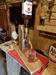 Distributeur De Boissons Alcoolisees A La Main Liquor Dispenser Liquor Bottles Drink Dispenser