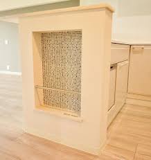 マガジンラック アクセントクロス ニッチ インテリア リフォーム パナソニック 耐水インテリアカウンター イクタ フローリング貼り サンドベージュ ニッチ収納 シンコール タカラスタンダード デザイン 予算のあまりないリフォーム工事でも なるべく費用 イクタ