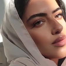 بلغنا أنهن أمرن بالحجاب عند ذلك. 20 ÙŠØ§Ø±Ø§ Ø§Ù„Ù†Ù…Ù„Ù‡ Ideas In 2021 Arabian Women Abaya Fashion Arabian Beauty