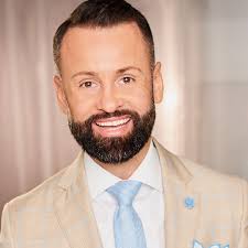 Jim Sandoval's Instagram, Twitter & Facebook