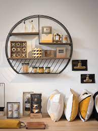 Découvrez différents styles ✔ livraison rapide ✔ un grand choix d'étagère murale! Tous Les Styles Deco Decryptes Par Nos Decorateurs D Interieur Rhinov Etagere Ronde Maison Du Monde Idee Deco Mur Salon