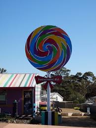 The Largest Free Standing Lollipop In The World At Ravensthorpe Wa Picture Of Yummylicious Candy Shack Ravensthorpe Tripadvisor