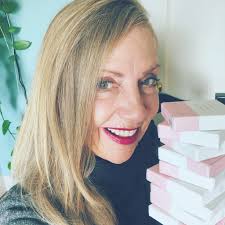 TruAura Beauty by Loreen