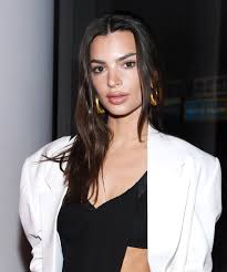 Emily ratajkowski is keeping her baby close as she marks her 30th birthday. Emily Ratajkowski Pregnant With First Child Vogue Cover