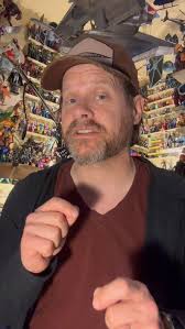 More and more producers are asking for two takes in commercial auditions.  How can you make them creative, authentic and different from one another?  🤔, Join seasoned pro Gavin Hammon @gavinhammon as he ...