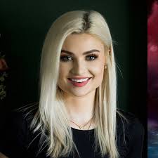 Courtney Myers's Instagram, Twitter & Facebook