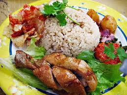 Biasa nya nasi ayam hainan ini boleh didapati di restoran. Resepi Nasi Ayam Kukus Hainan Resepi Book O