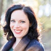 Beth Mallory's Instagram, Twitter & Facebook