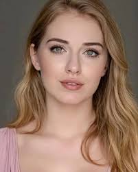 I'll come up with a thousand compliments for you. You are like a rose, the  most beautiful and the best among all flowers. 💘😘🌹