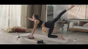 3 june at 04:00 ·. Pubblicita Calzedonia Titolo Canzone Spot 2020 Modella Nuove Canzoni