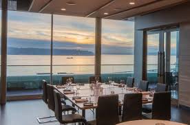 The tavern law bar of seattle has been named one of the best cocktail bars in america by gq magazine. The 16 Restaurants With The Best Views In Seattle Eater Seattle