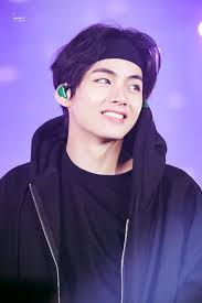That's a picture out of the attack on titan junior high manga. Pin By Pie On Bts V Bts Taehyung Kim Taehyung Bts V