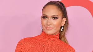 10 Makeup Looks yang Membuatmu Tampak Sempurna dengan G...