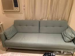 كنبة يتحول سرير