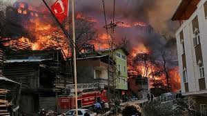 With osman sonant, nesrin cavadzade, yavuz bingöl, erkan can. Artvin De Bir Koyde Cok Sayida Eve Sicrayan Yangin Buyuk Oranda Kontrol Altina Alindi