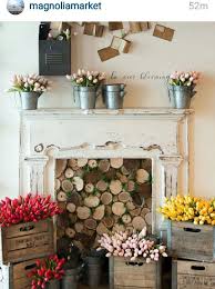 Pin Von Gy Dy Auf Fixer Upper Magnolia Home Deko Kaminsims Und Ostern Deko