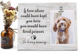 Shop an assortment of thoughtful sympathy gifts and gift baskets. Buy Dog And Cat Memorial Gifts Sentiment Picture Frame Sympathy Gifts For Loss Of Dog Pet Remembrance Gift Dog Footprint Pet Loss Gifts Online In Turkey B08g8cj8mc