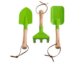 Garden hand tool set uk. Garden Hand Tools Gardening Toys Official Bigjigs Toys