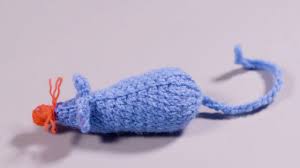 Knit these cheerful mice for unwanted cats cared for by cats protection. Knitted Mouse Made In Battersea Youtube
