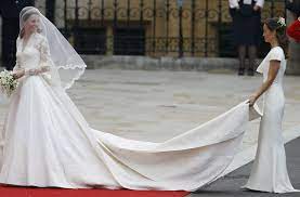 Die Schwester der Herzogin: Pippa Middleton (33) wurde bei der Hochzeit von  Kate und William 2011 weltberühmt als sie in einem enganliegenden Kleid die  Schleppe der Braut hielt. - Stuttgarter Zeitung