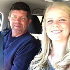 Rhonda Stokes (@karaok3mama)