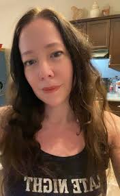 Moira: "Who do I look like?" Johnny: "I wanna say Tonya Harding."