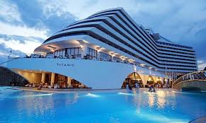 Bodrum ebedi mavilikler ülkesi olarak anılan bodrum, ege kıyılarının en gözde tatil bölgelerinden biri olarak her sene tatilcilerin vazgeçilmezi oluyor. Antalya Havalimani Titanic Beach Lara Transferi Hotel Grandtransfers
