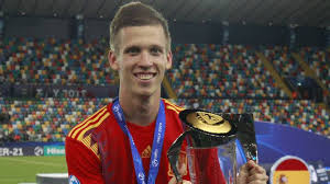 His current girlfriend or wife, his salary and his tattoos. Bundesliga Bayern Munich Join The Race To Sign Dani Olmo As Com