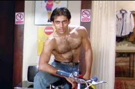 Which Of These Bollywood Heroes Deserves To Win The Hairy Scary Award India Com Ranbir kapoor'in burcu terazi olup, şu anda 38 yaşındadır.