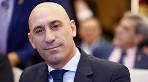 Así se elegirá al sustituto de Rubiales en la RFEF: 140 asambleístas, solo  seis mujeres