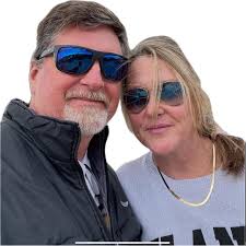 Looking for a local handyman/roofer for a small job in Garden City?