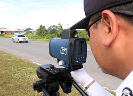 Denda saman yang dibuka dengan amaun sebanyak rm300 biasanya terlibat dengan kemalangan jalan raya, bahaya memandu yang mengancam keselamatan pemandu lain, menjejaskan jalanraya dan halangan pengangkutan awam (seperti kereta polis dan kereta ambulans). Pdrm Beri Diskaun Saman 50 Peratus Bayar Online Je Ini Tidak Pernah Kami Buat Semasa Mstar