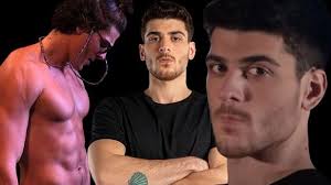 Törende kısa süreli gerginlik yaşandı. Meslegini Duyunca Sok Olacaksiniz Survivor Poyraz Kimdir Kac Yasinda Survivor Poyraz Instagram Adresi Ne Sevgilisi Var Mi Takvim