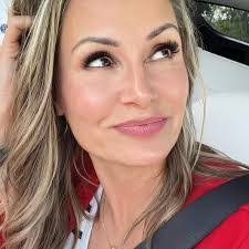 Kimberly Piper's Instagram, Twitter & Facebook