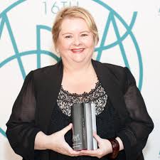 Lynnes having trouble with her sister mareekath and kim stars jane turner and magda as lynne and carmel. Magda Szubanski Some Of The Things My Father Told Me Were Unbearable Autobiography And Memoir The Guardian