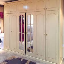 For Sale Cabinet 6 Door With Storage In Good Condation Price 70 Bd للبيع كبت 6 أبواب بحالة ممتازة صناعة بحرينية السعر 70 Bd Tel 3377005 Giyinme Odasi
