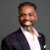 Howard Mapp's Instagram, Twitter & Facebook